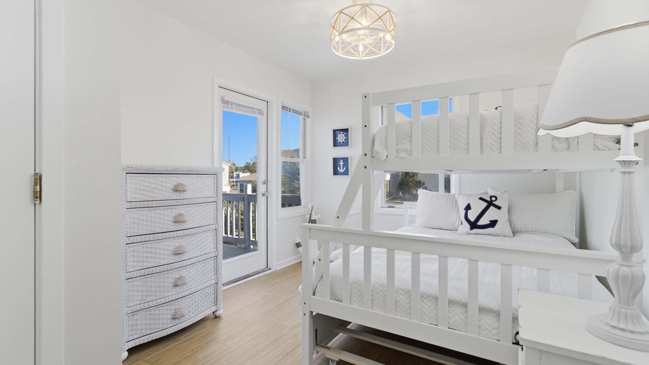 Photo of Bedroom in Pelican Bay