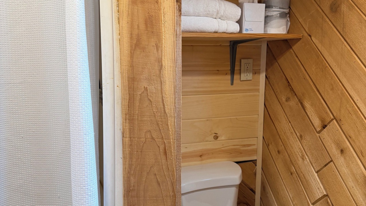 Photo of Bathroom in Ninilchik