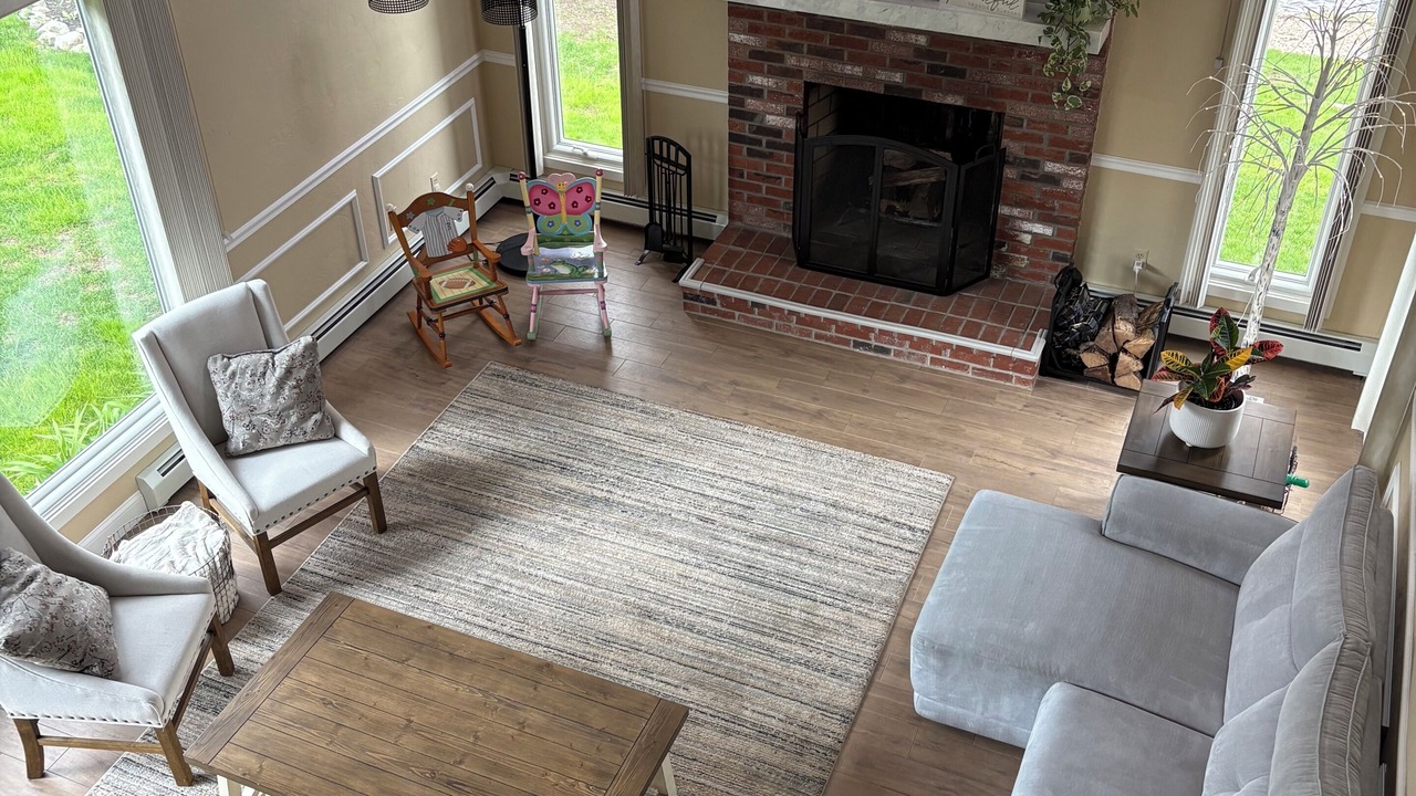 Photo of Livingroom in North Attleboro