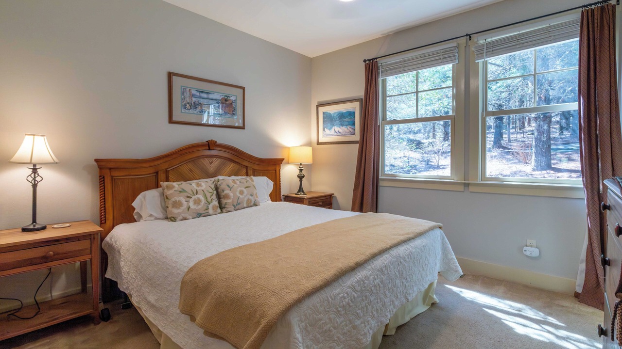 Photo of Bedroom in Bear Lake Reserve