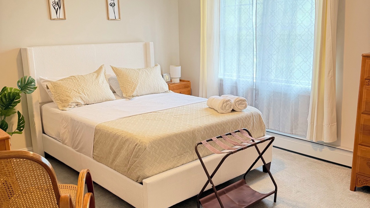 Photo of Bedroom in Templeton