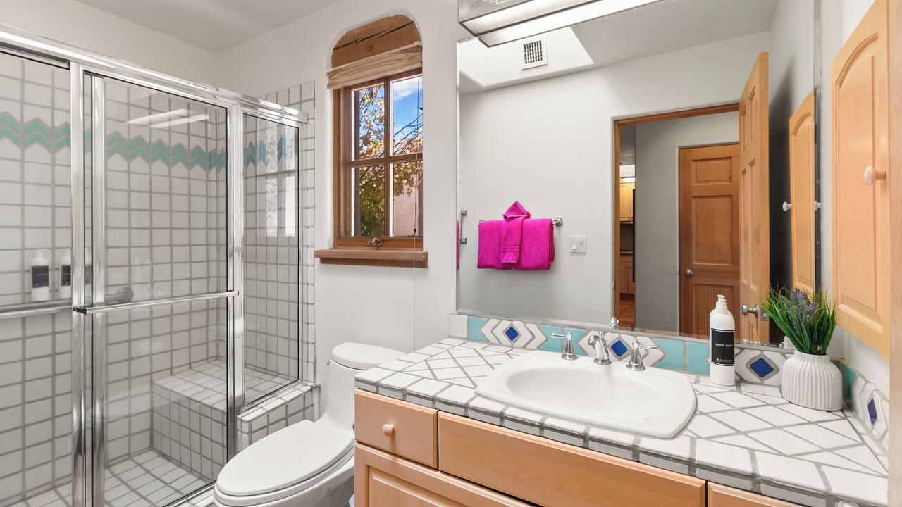 Photo of Bathroom in Quail Run