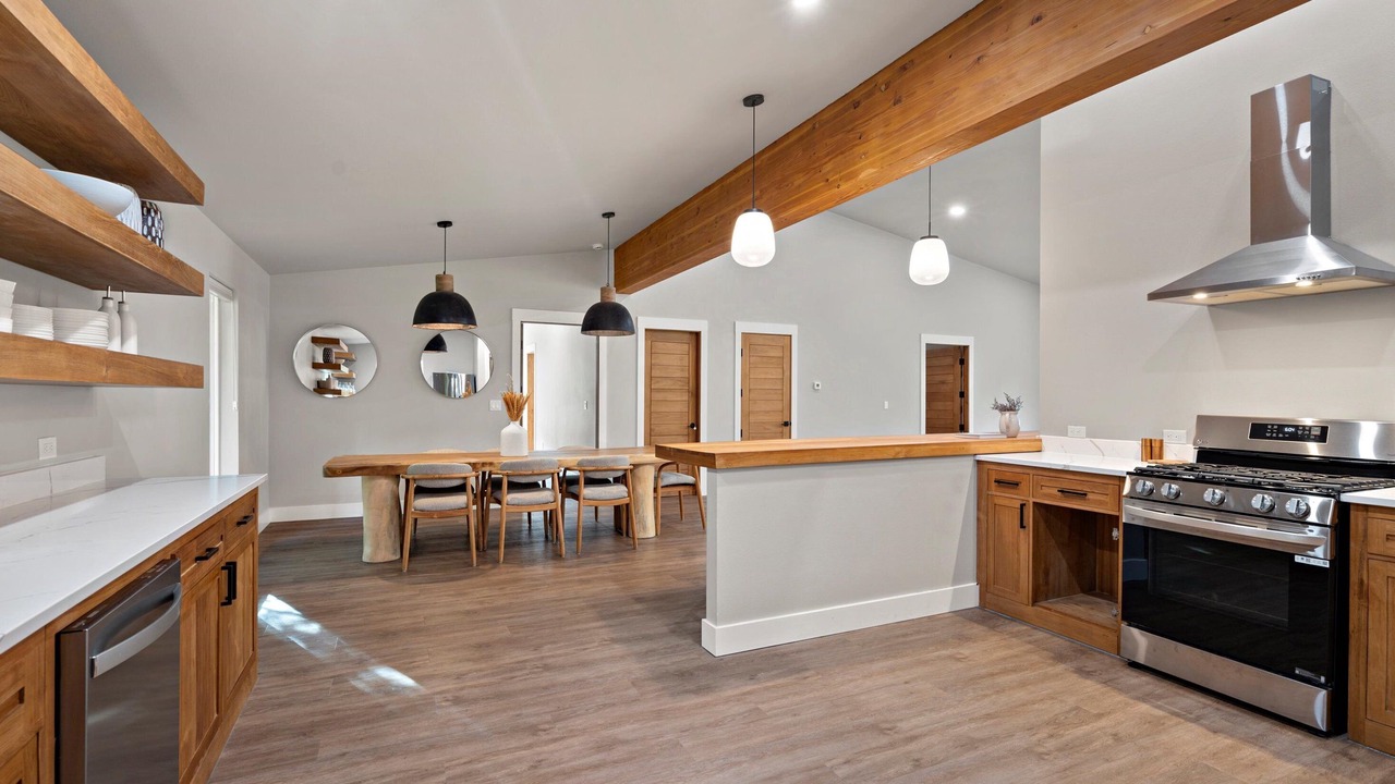 Photo of Kitchen in Alyeska