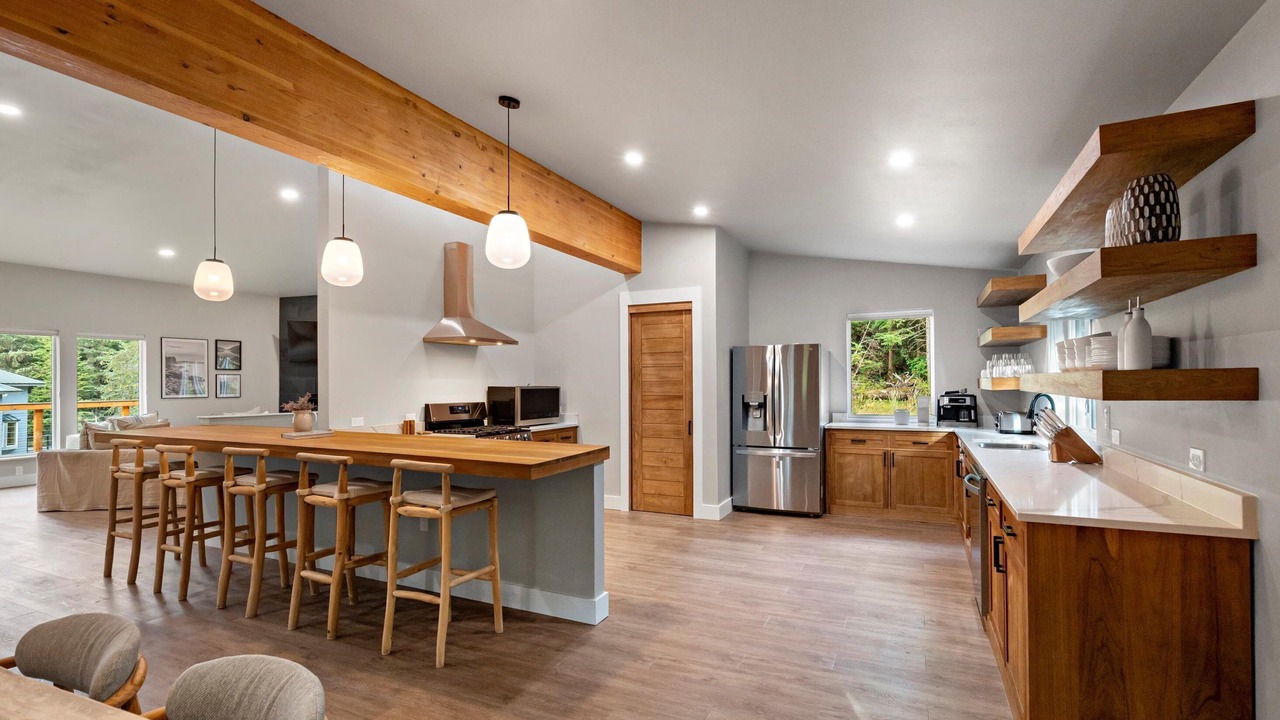 Photo of Kitchen in Alyeska
