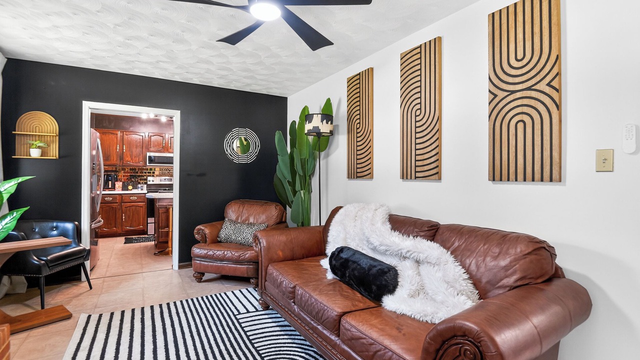 Photo of Livingroom in North Newport News