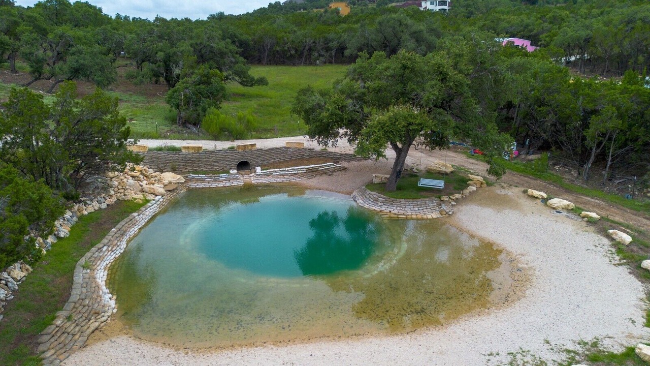 Photo of Outdoor in Spring Branch