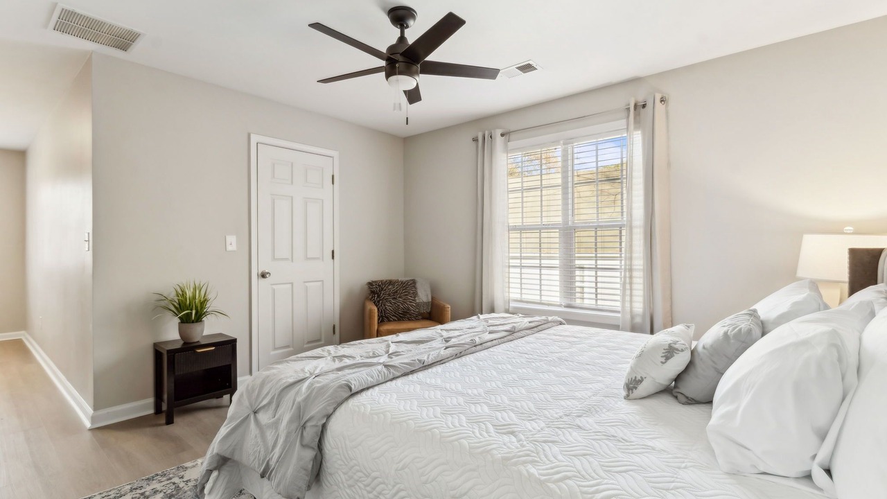 Photo of Bedroom in Collier Heights