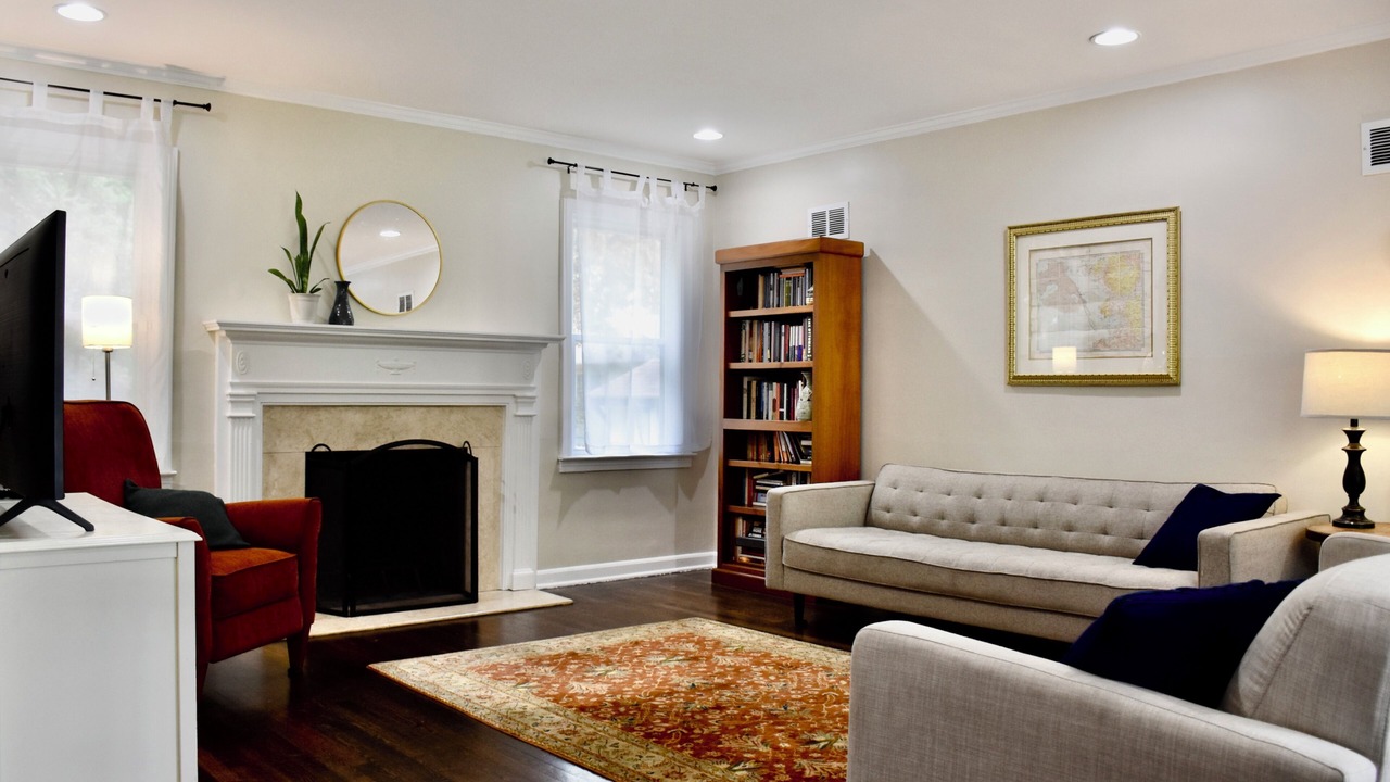 Photo of Livingroom in Tower Homes