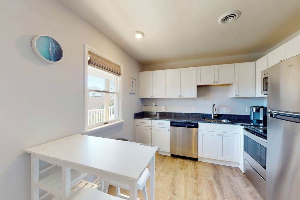Photo of Kitchen in Caine Woods