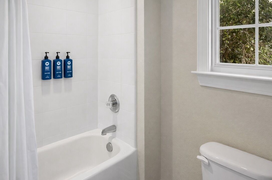 Photo of Bathroom in Ocean Drive