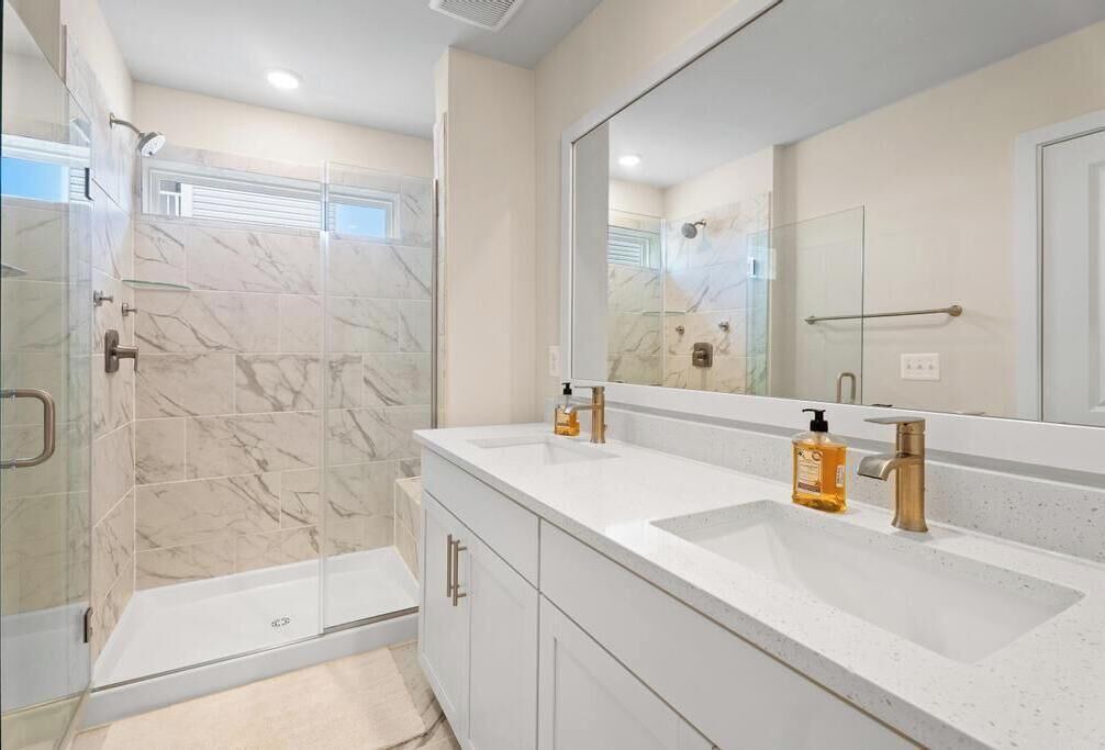 Photo of Bathroom in Caine Woods