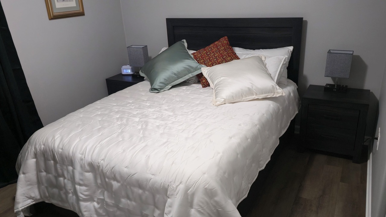 Photo of Bedroom in Knik-Fairview