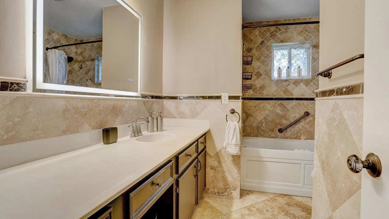 Photo of Bathroom in Clear Lake City