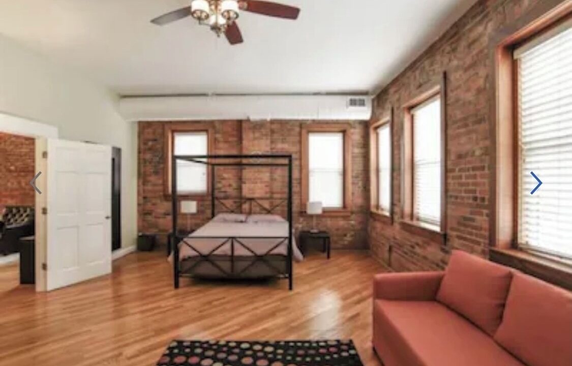 Photo of Bedroom in River Market