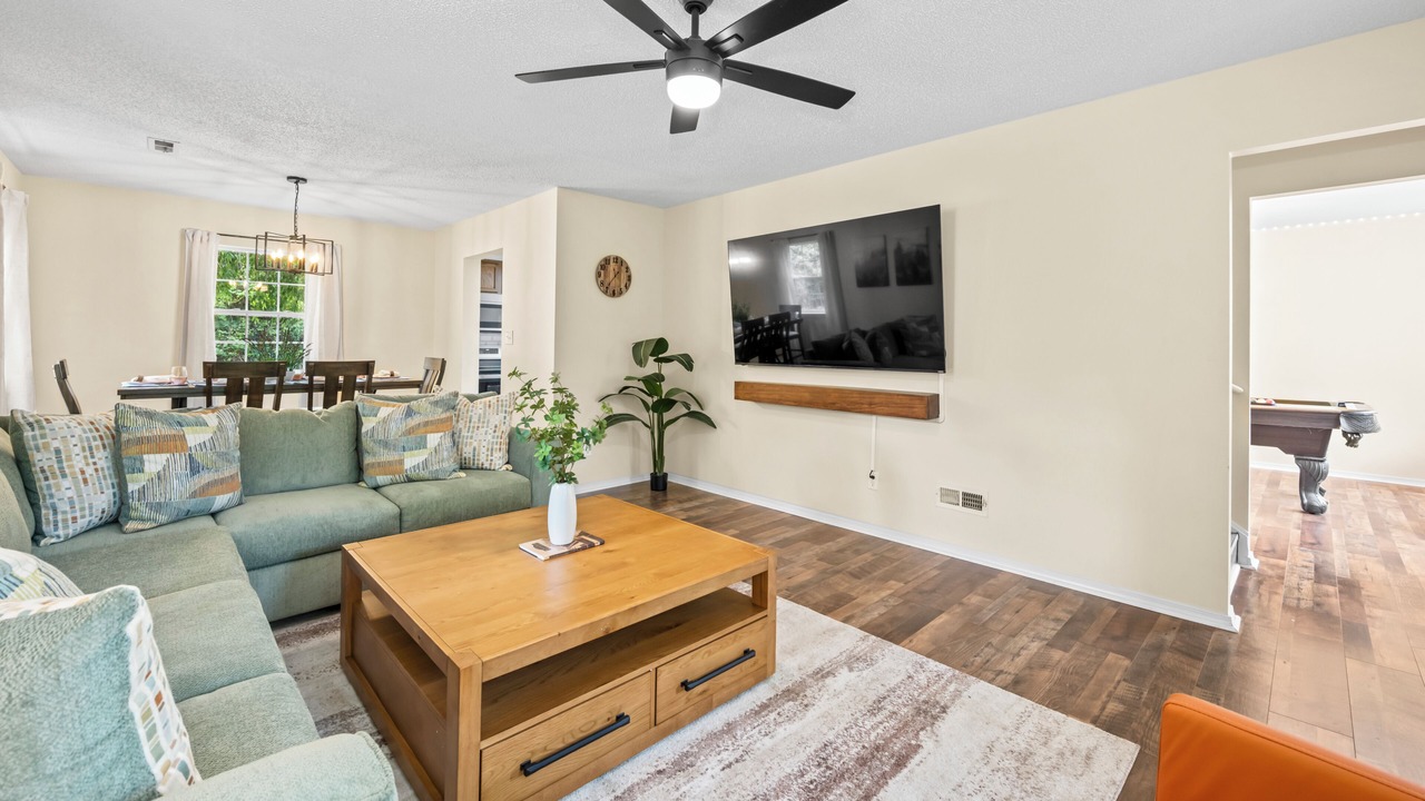 Photo of Livingroom in East End - Valley Street