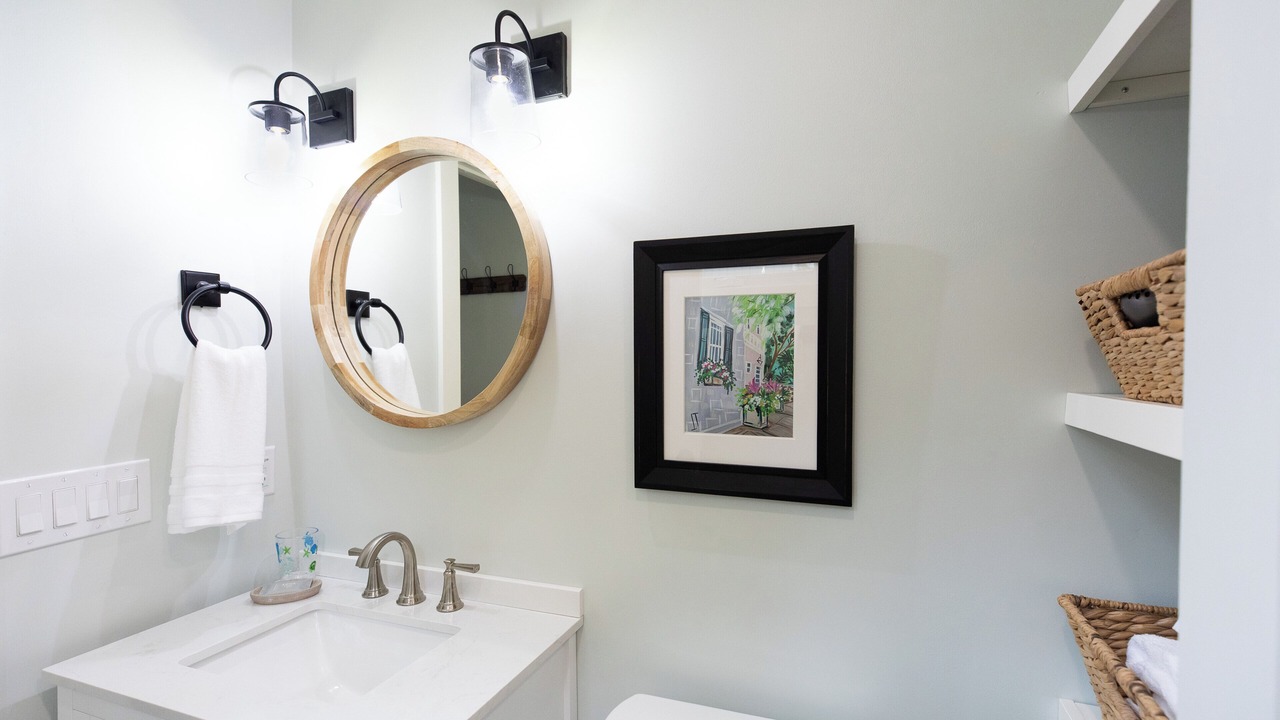 Photo of Bathroom in Tarpon Pond