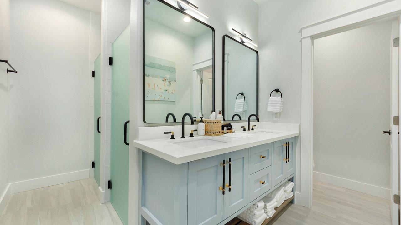 Photo of Bathroom in Galveston