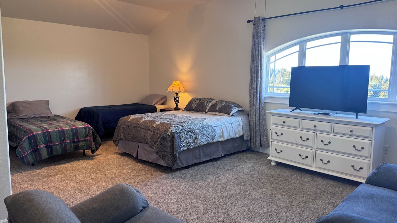 Photo of Bedroom in Diamond Ridge