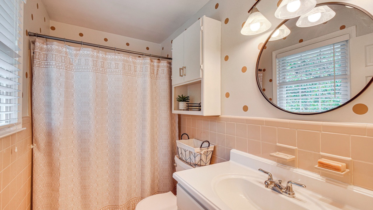 Photo of Bathroom in Taylors