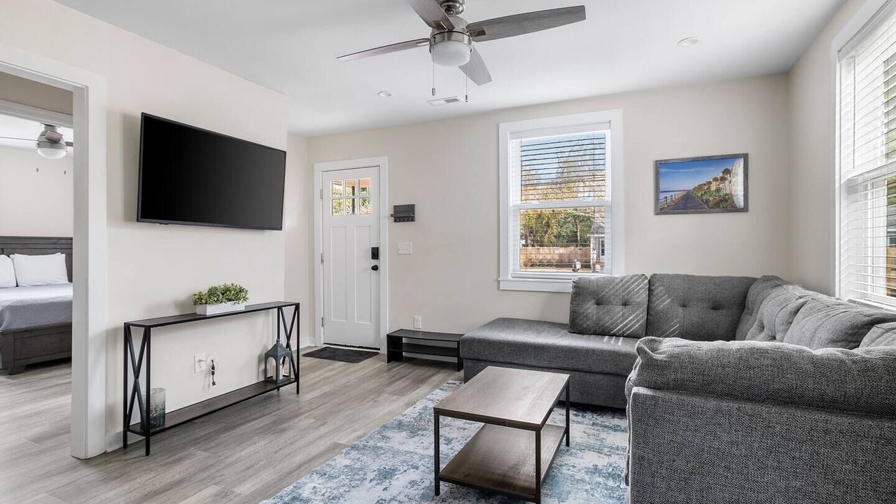 Photo of Livingroom in West Ashley