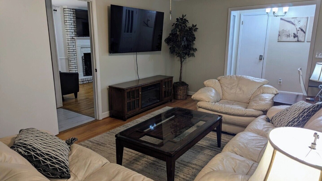 Photo of Livingroom in Columbia