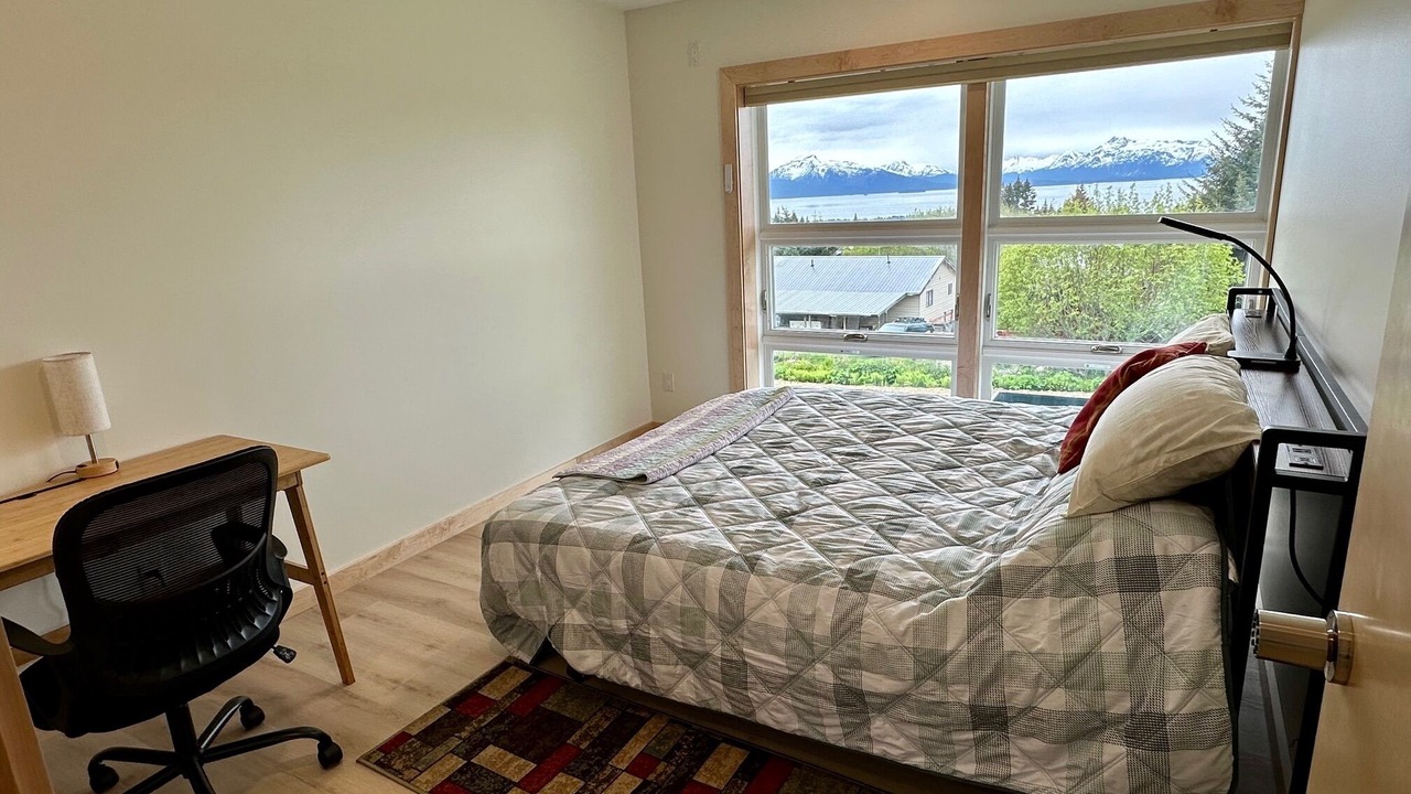 Photo of Bedroom in Homer