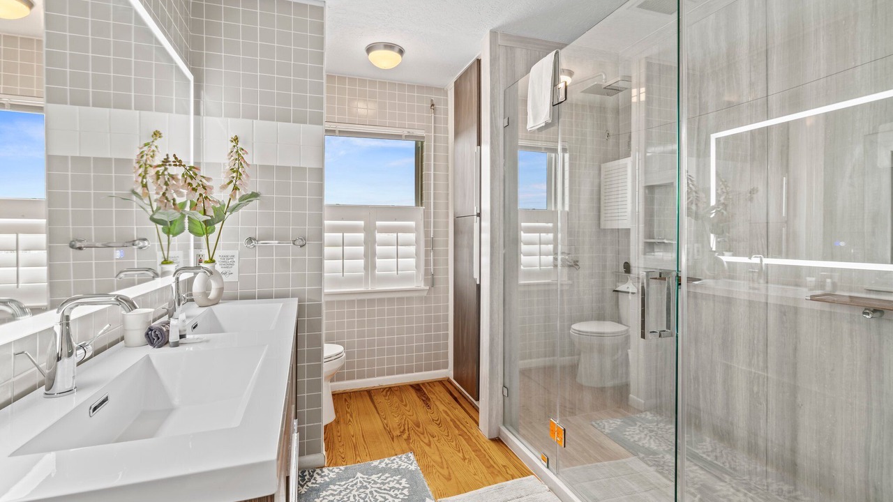 Photo of Bathroom in Terramar Beach