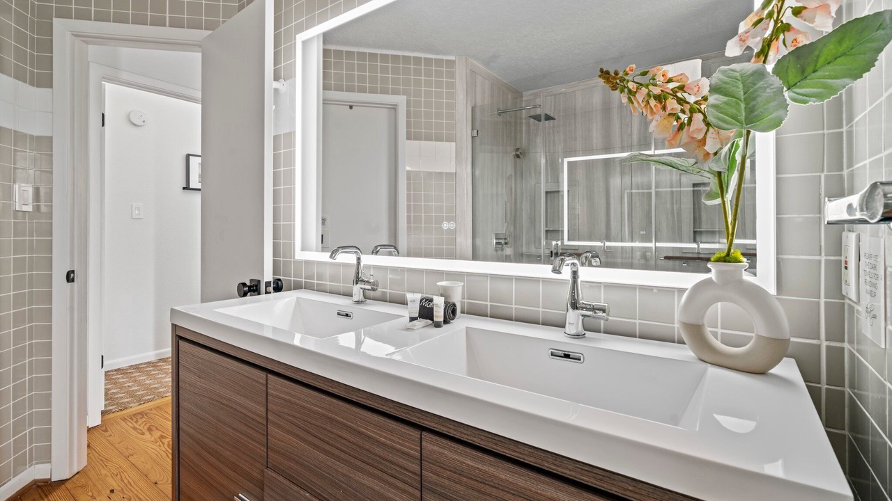 Photo of Bathroom in Terramar Beach