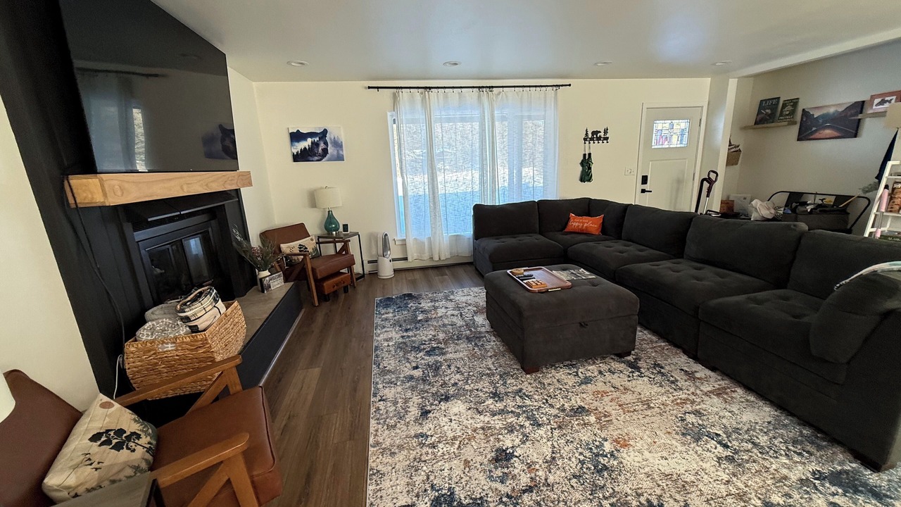 Photo of Bedroom in Kalifornsky