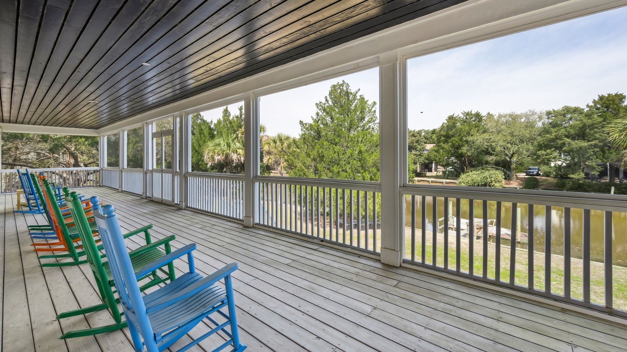 Photo of Patio Balcony in Debordieu Colony