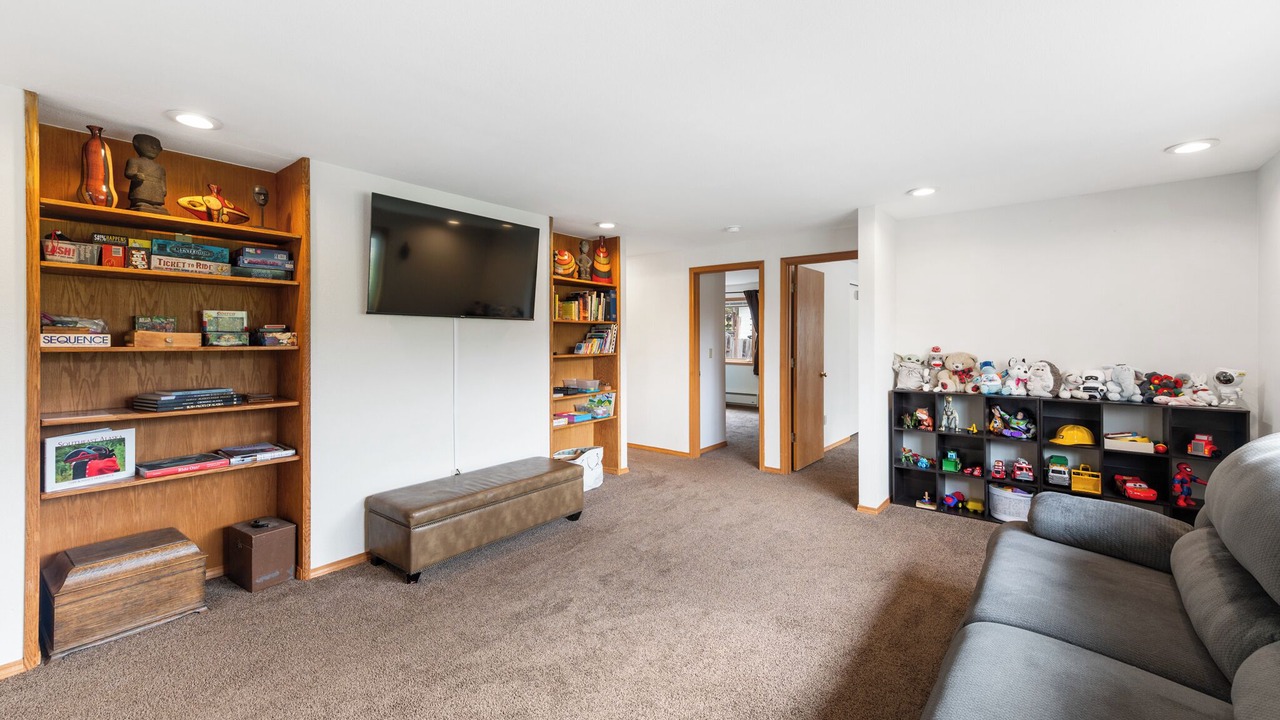 Photo of Livingroom in Salmon Creek