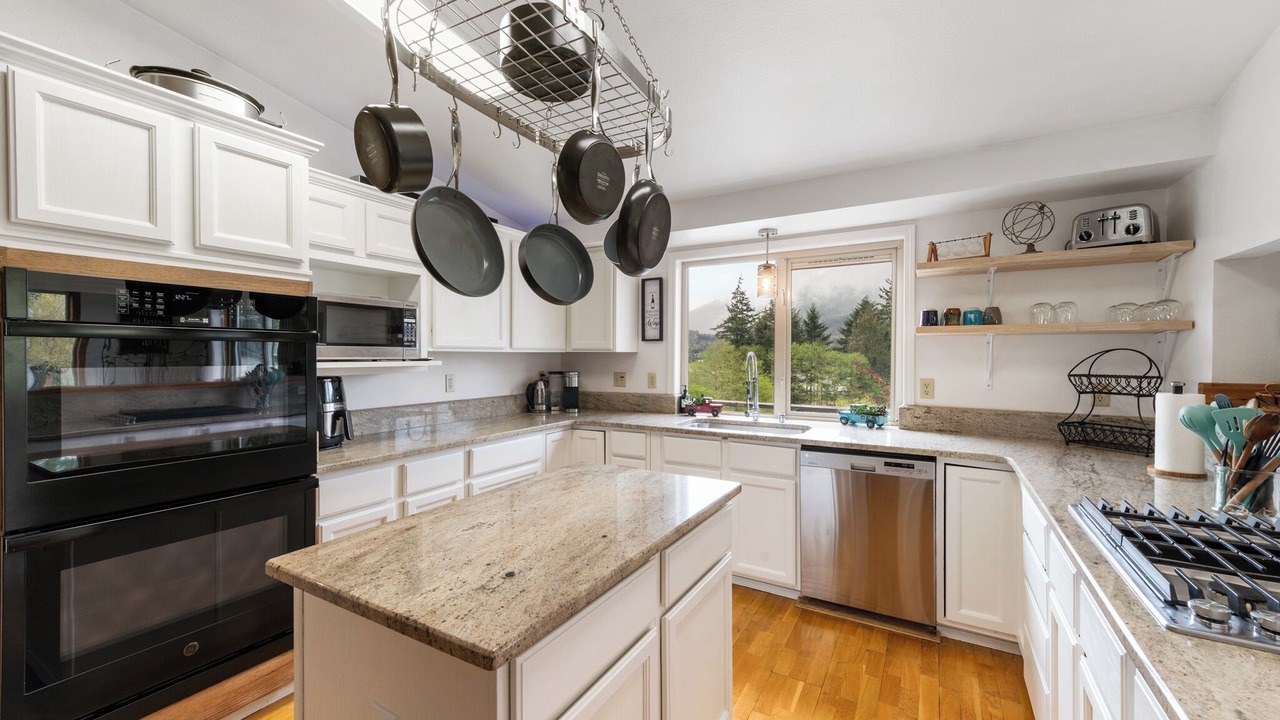 Photo of Kitchen in Salmon Creek