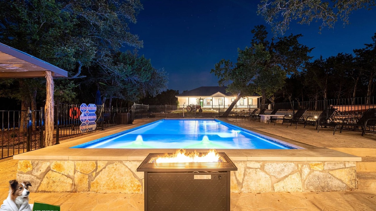 Photo of Bedroom in Wimberley