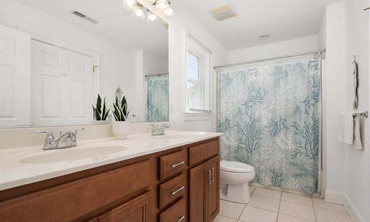 Photo of Bathroom in Sun Ridge