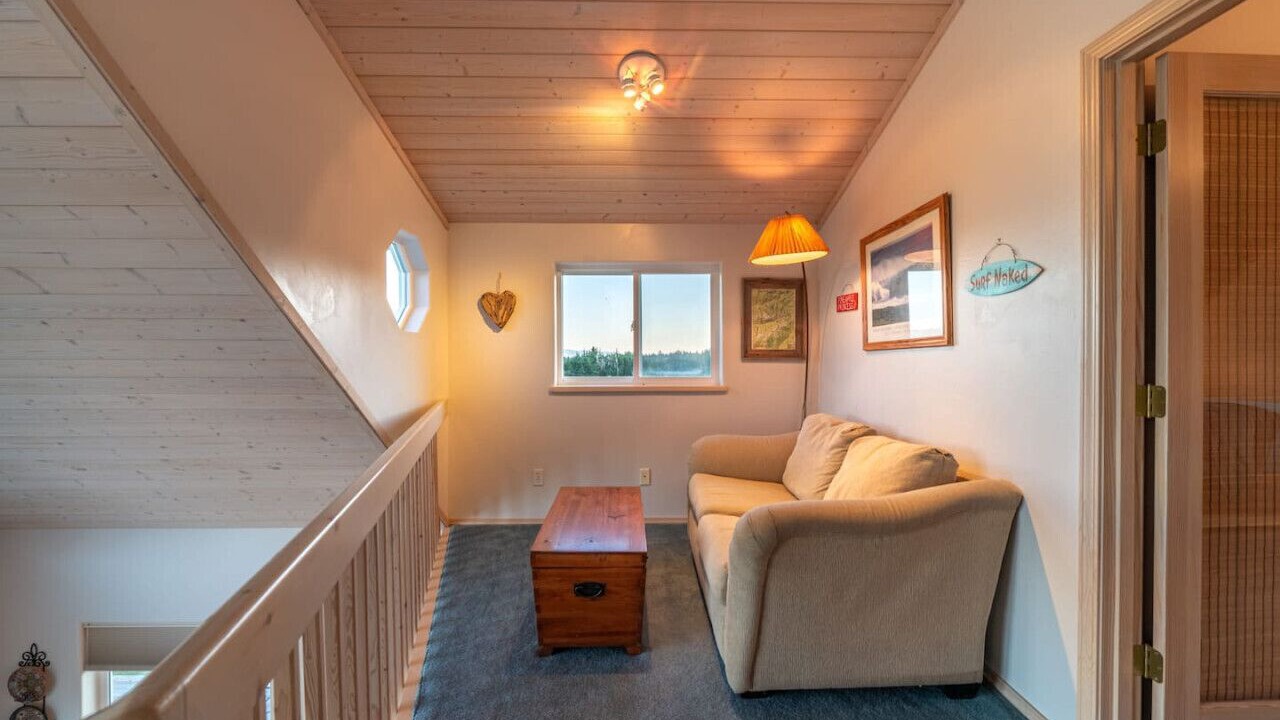 Photo of Livingroom in Kachemak