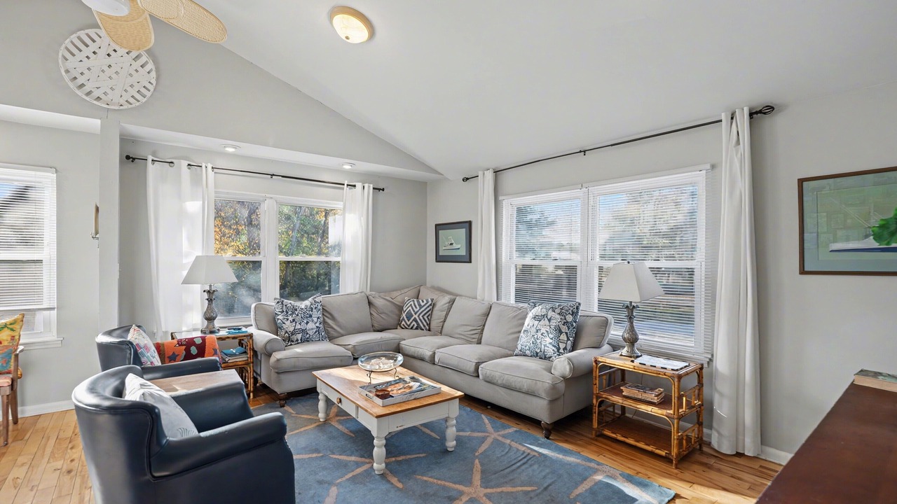 Photo of Livingroom in Beaufort