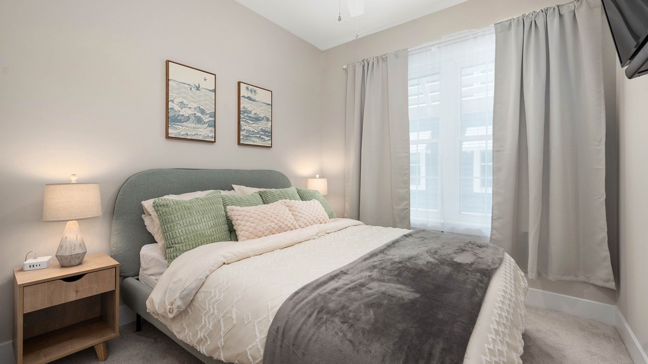 Photo of Bedroom in Caine Woods