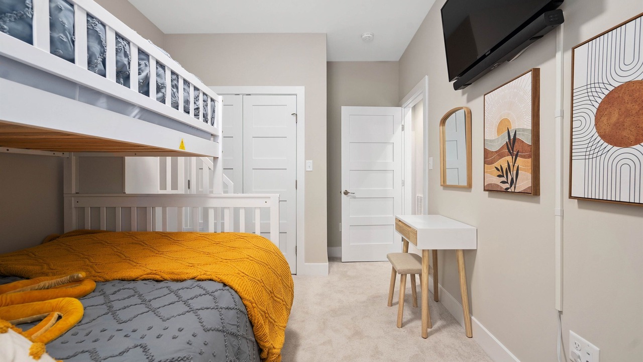 Photo of Bedroom in Caine Woods
