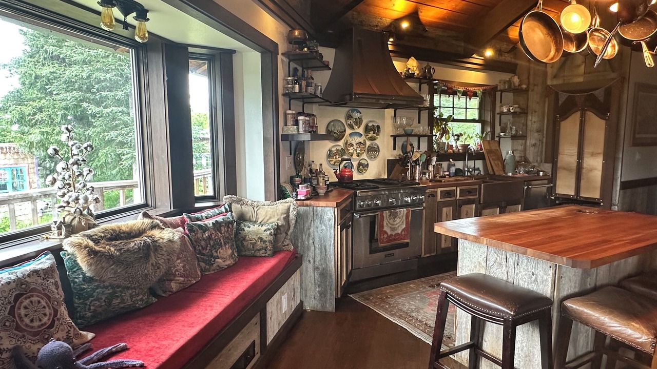 Photo of Kitchen in Fritz Creek
