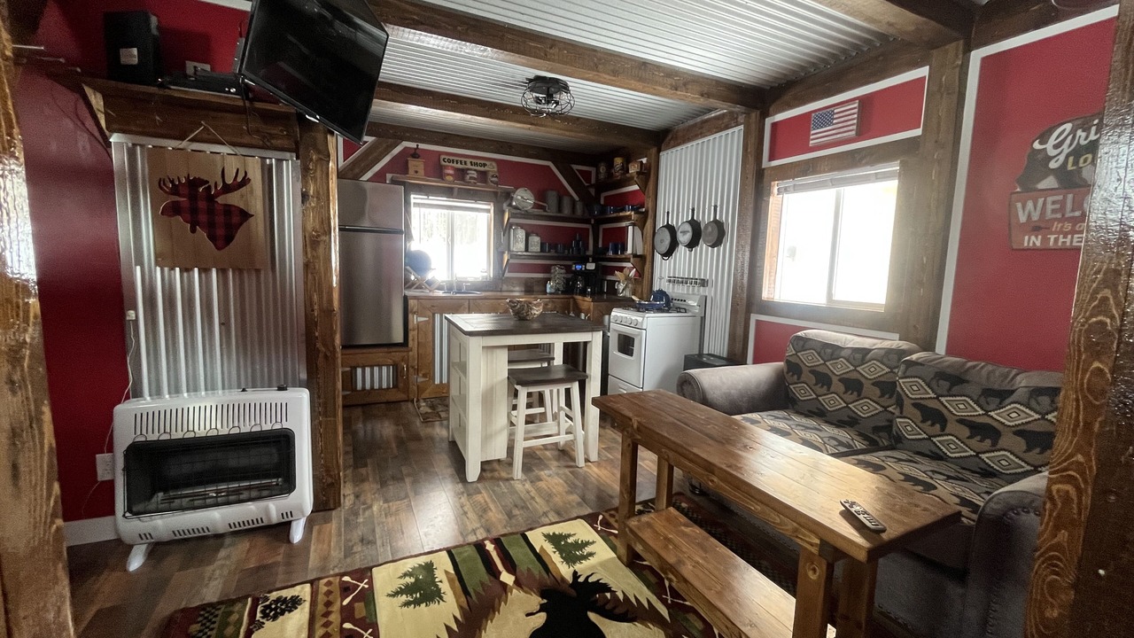 Photo of Livingroom in Susitna North