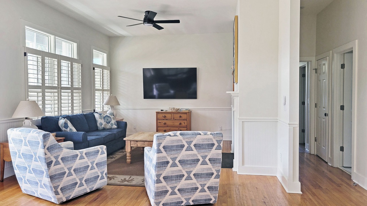 Photo of Livingroom in Litchfield by the Sea