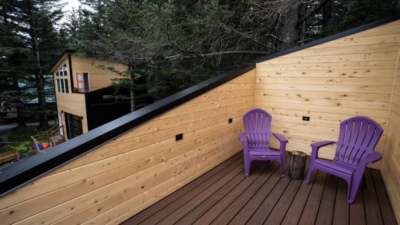 Photo of Patio Balcony in Lowell Point
