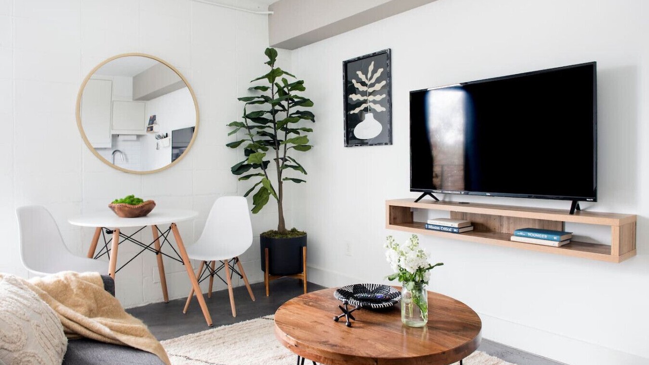 Photo of Livingroom in Virginia Highland