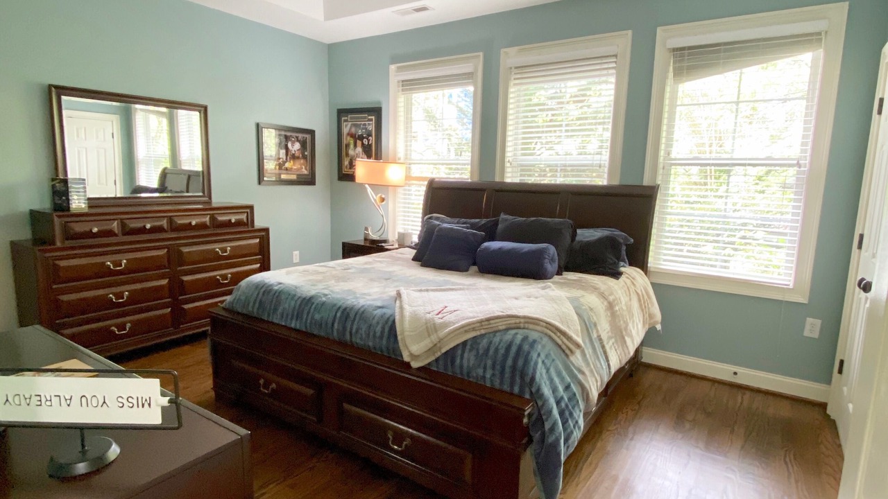 Photo of Bedroom in Greenville Downtown