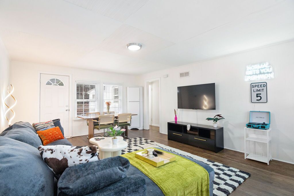 Photo of Livingroom in Hapeville