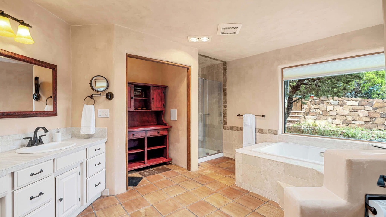 Photo of Bathroom in Tesuque Hills