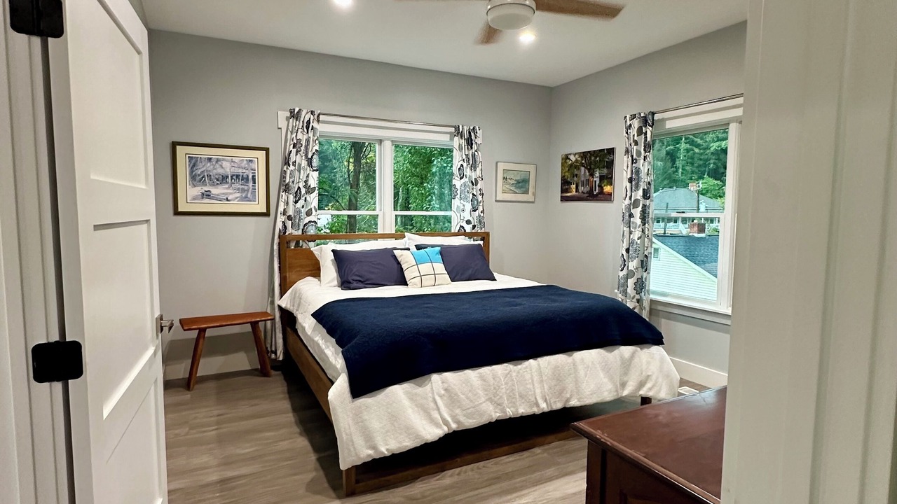 Photo of Bedroom in Saluda