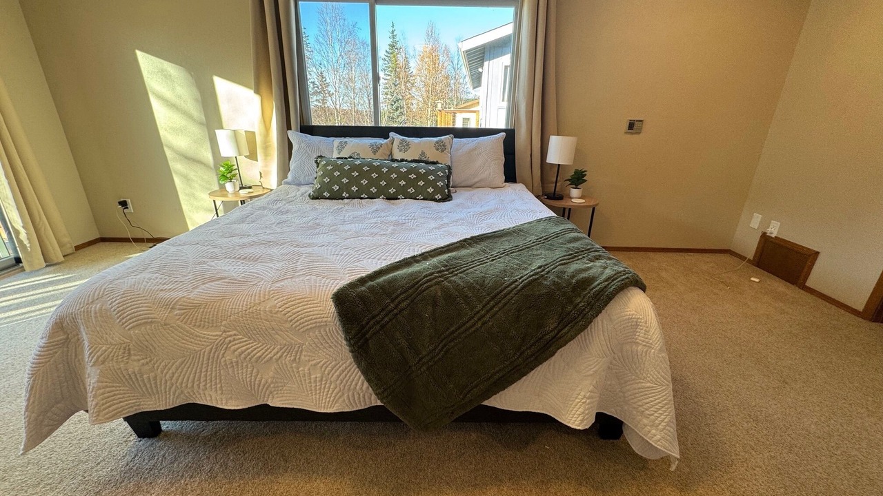 Photo of Bedroom in Eagle River