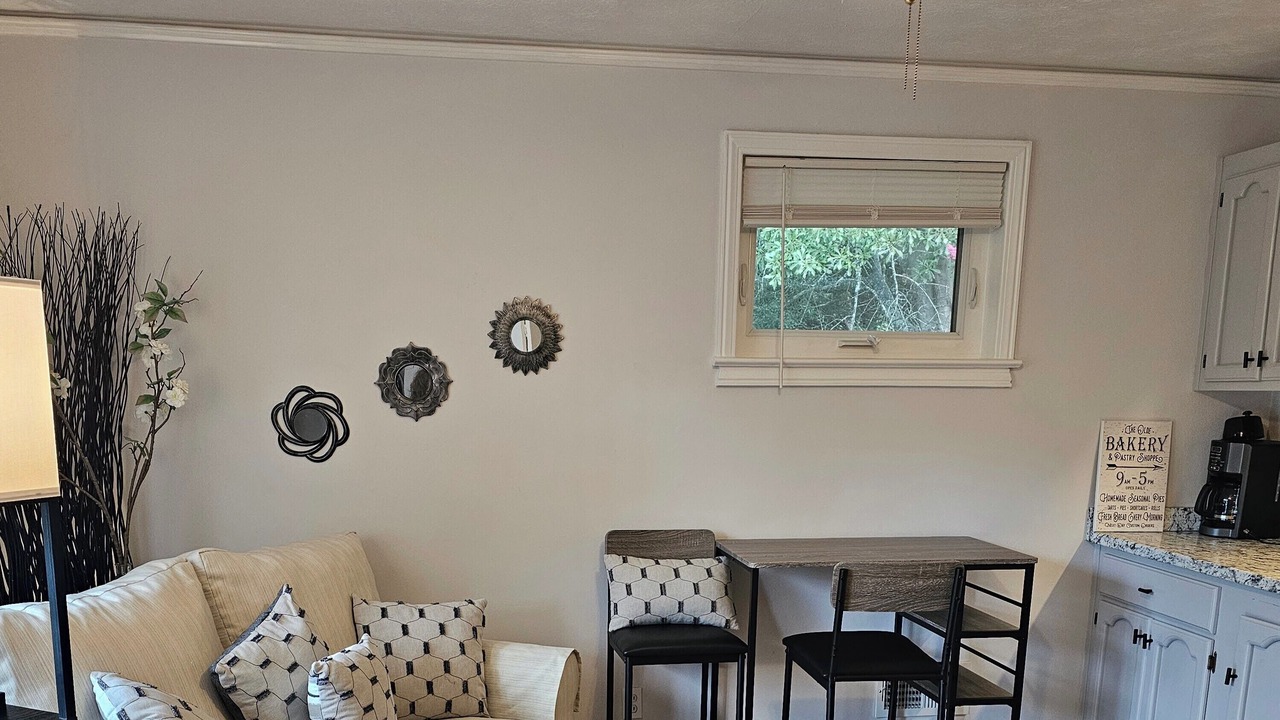 Photo of Livingroom in Wade Hampton