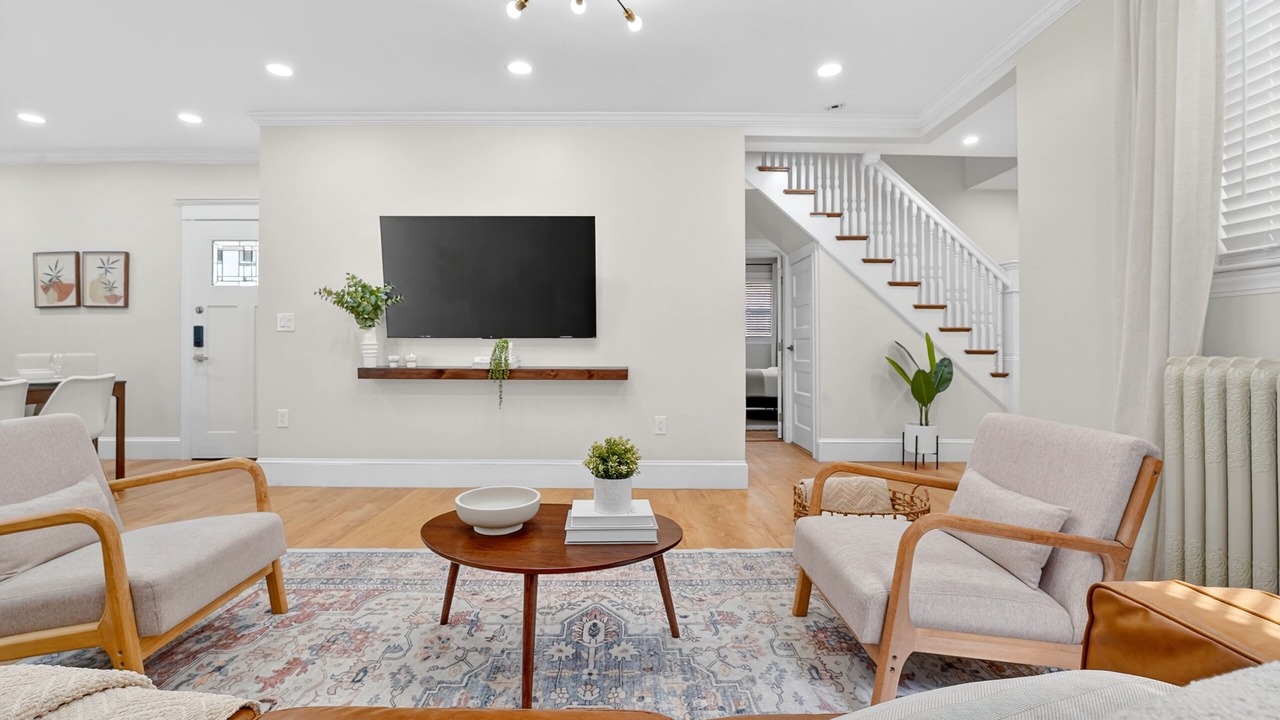 Photo of Livingroom in Fields Corner West